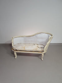 Prachtige oude Art Nouveau, onafgewerkte Franse canapé/chaise longue met zwanenhals armleuningen