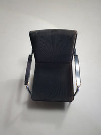 Buisframe armstoel. Met corduroy stof. Fana Metaal Rotterdam
