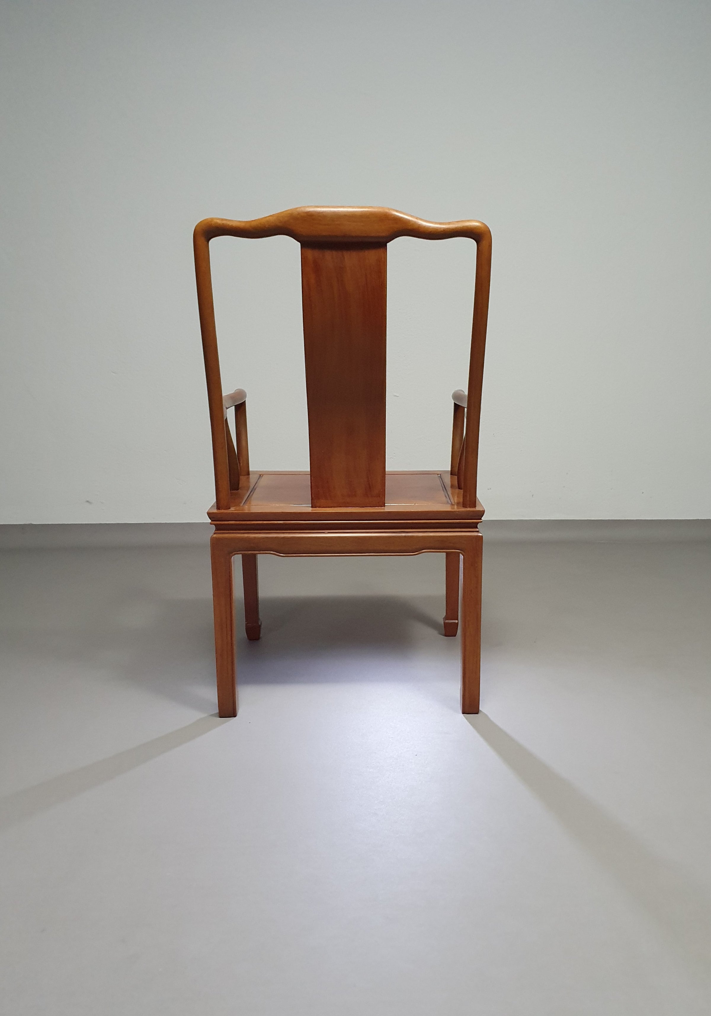 Vintage Chinese Ming rosewood chair.