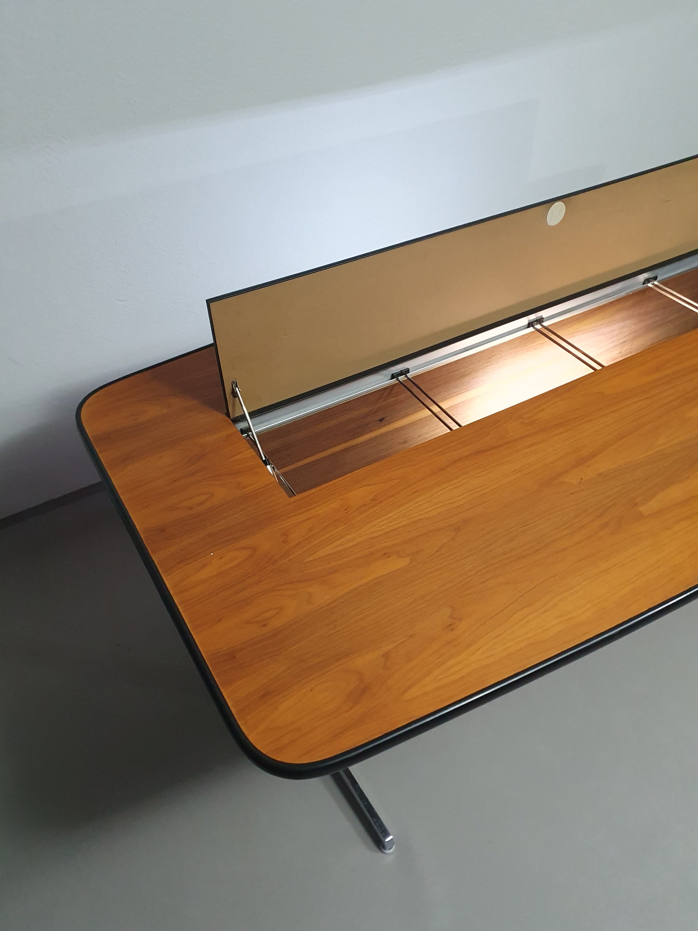 George Nelson / Type Action office conference desk Manufacturer Herman Miller Year 1964 