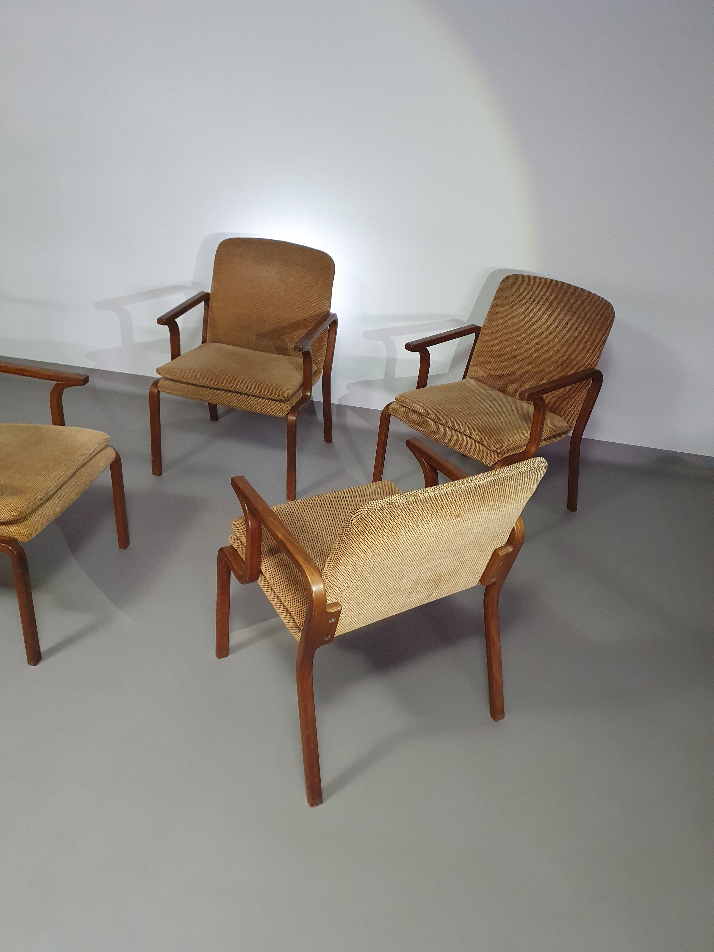 4 x Bejaardenstoel / Marlies / Gerard Geytenbeek for AZS