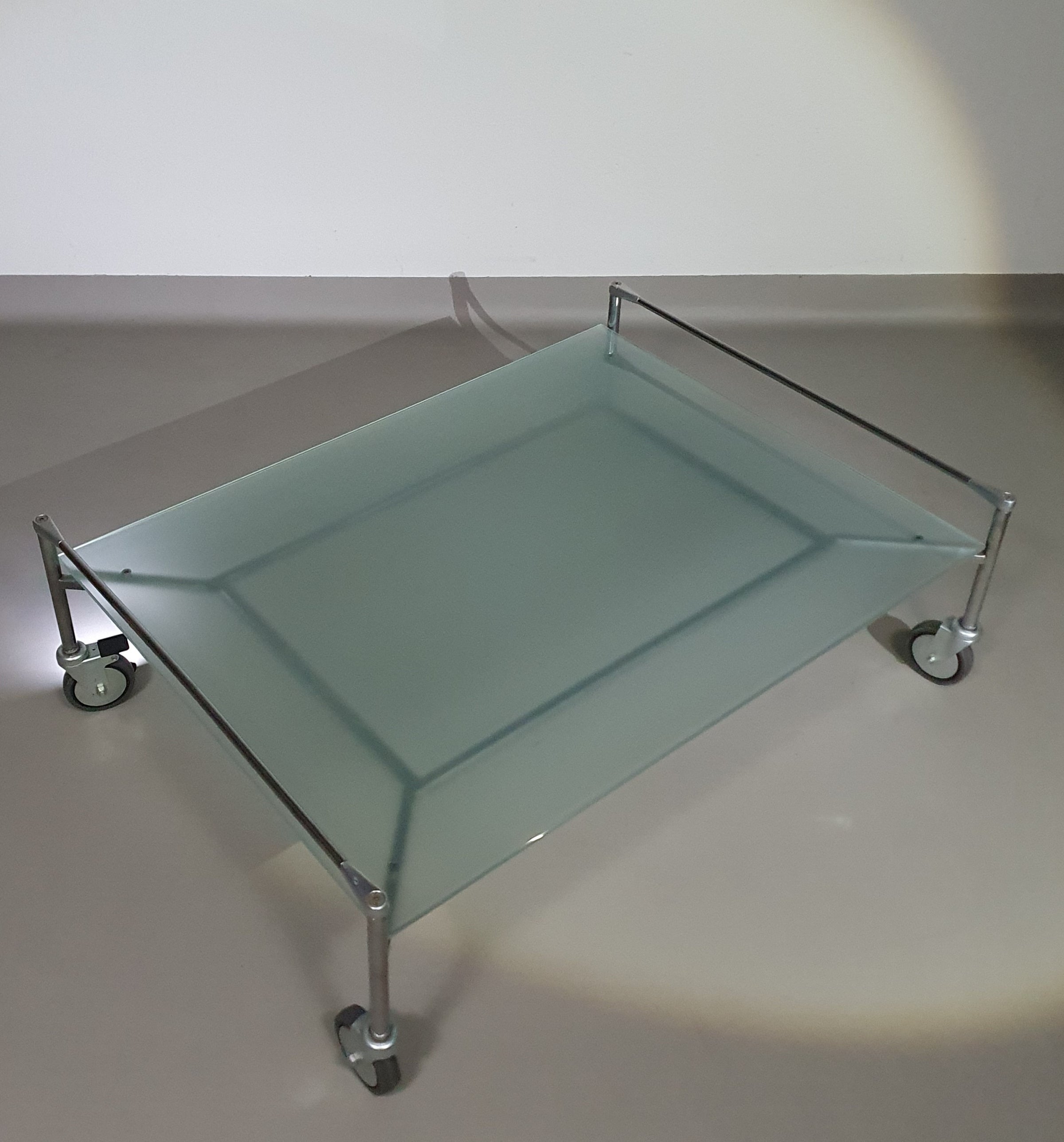 Driade Free Man 2 Glass Coffee Table

By M. Zanuso