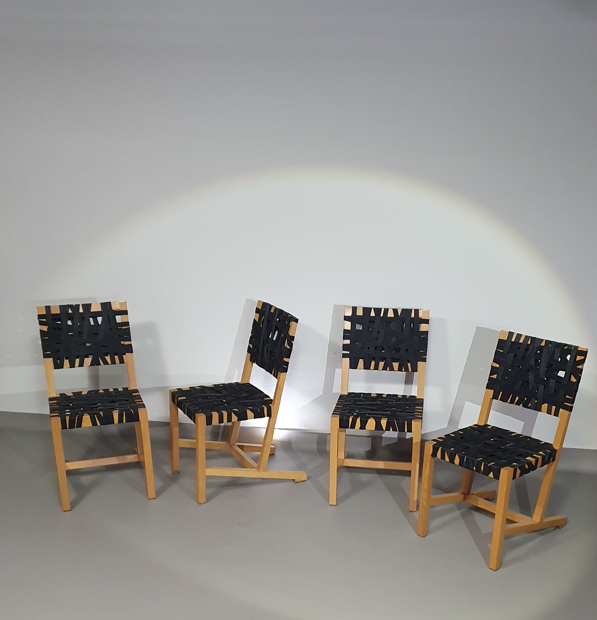 4 x Gispen Richard Hutten designed this chair in 2004 for the Grand Cafe of the Gemeente Museum in The Hague.