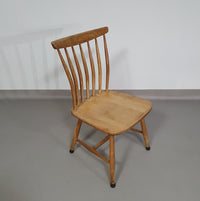 Scandinavische designstoelen AKERBLOM Design Barstoel Berkenhouten stoel Zweden