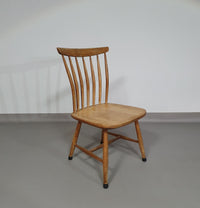 Scandinavische designstoelen AKERBLOM Design Barstoel Berkenhouten stoel Zweden