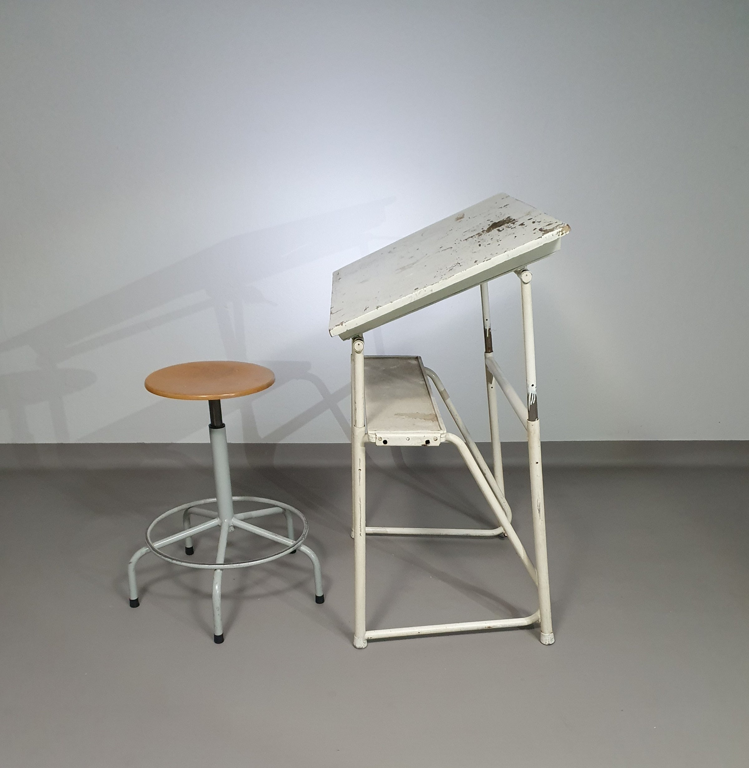 Industrial adjustable desk drawing table