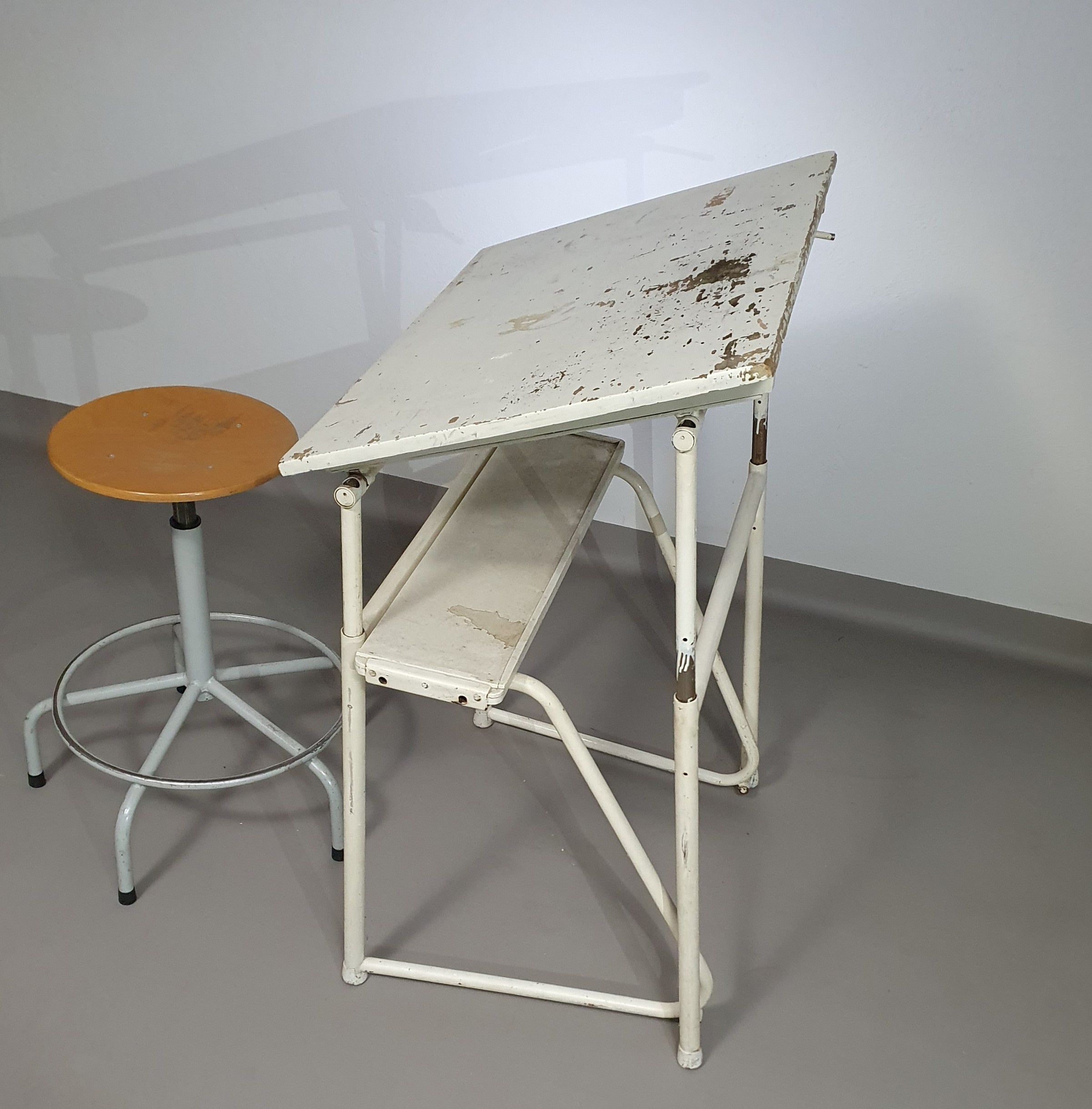 Industrial adjustable desk drawing table