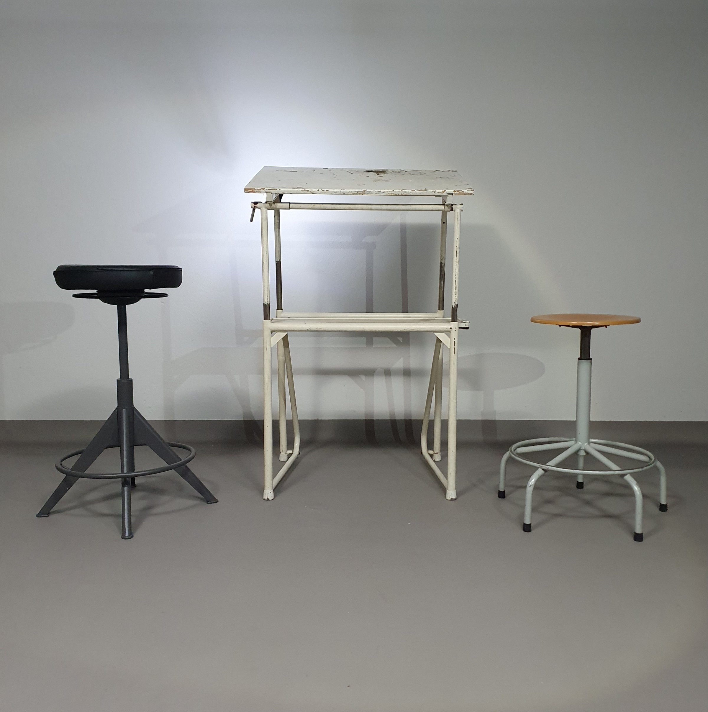 Industrial adjustable desk drawing table