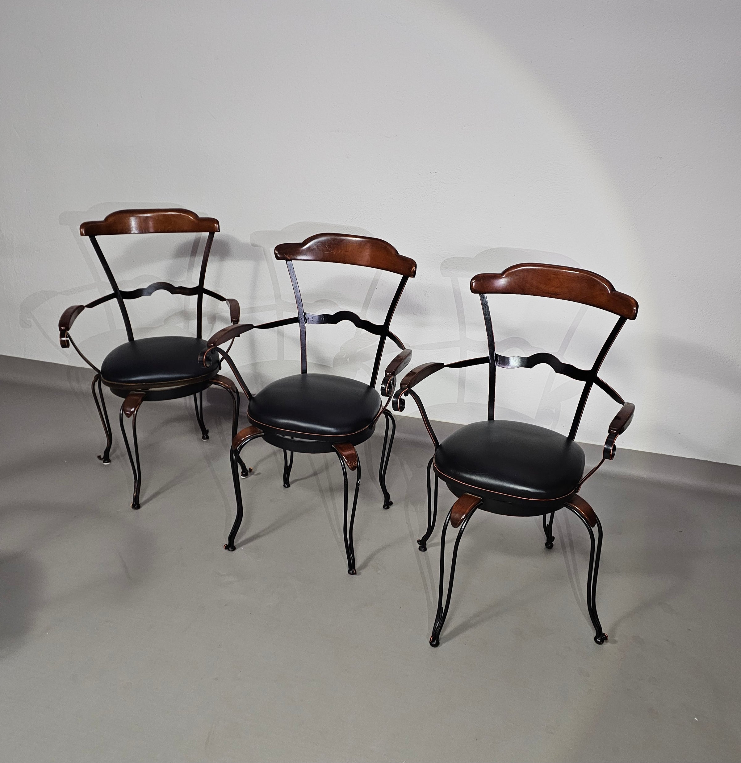 4 x Italian / Stella Del Mo ile / Postmodern / turnable / wrought iron dining chairs / leather seats