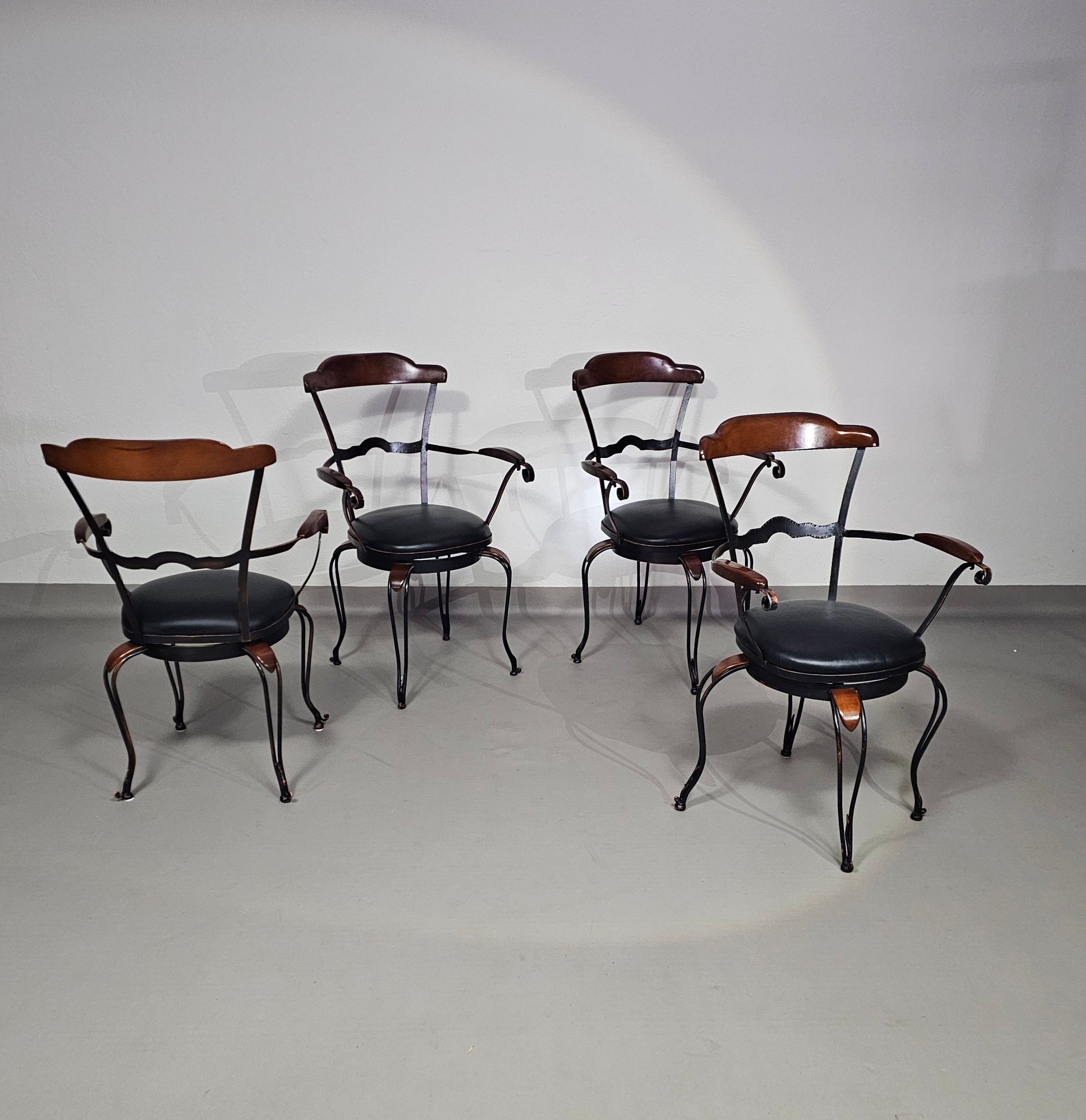 4 x Italian / Stella Del Mo ile / Postmodern / turnable / wrought iron dining chairs / leather seats