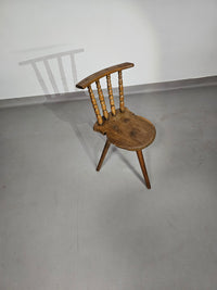Beautiful old farmers tripod chair for decorative use.
