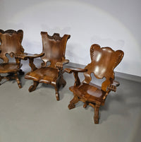 4 x grote eikenhouten klauwfauteuils jaren 60
 70x70x90cm