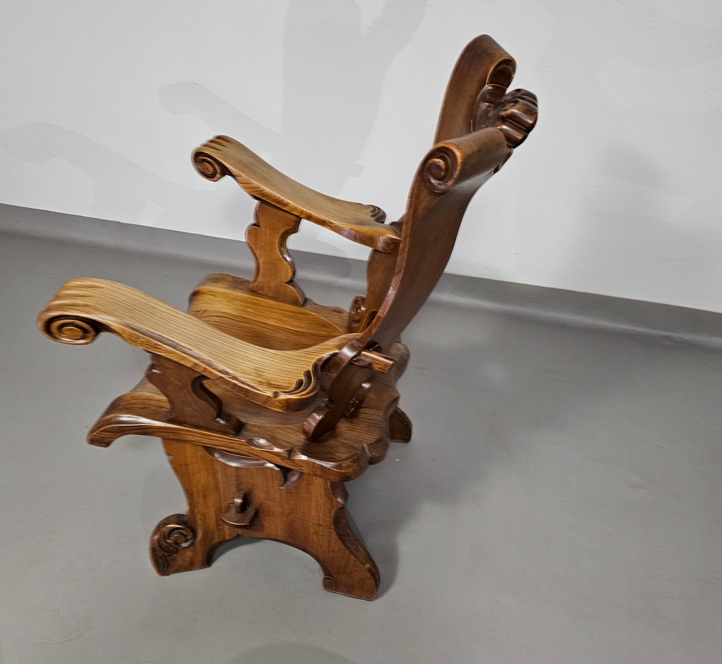 4 x grote eikenhouten klauwfauteuils jaren 60
 70x70x90cm