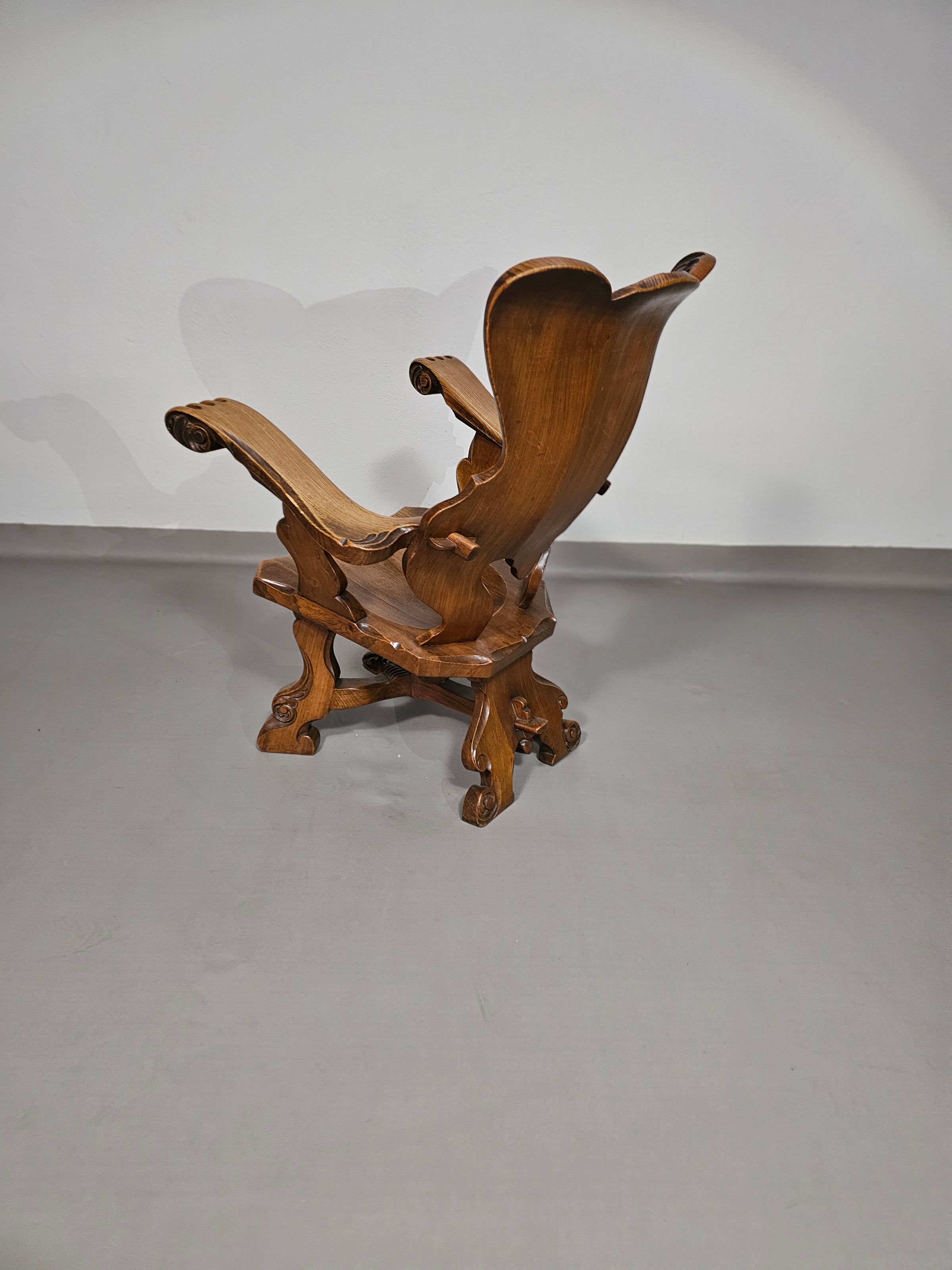 4 x grote eikenhouten klauwfauteuils jaren 60
 70x70x90cm
