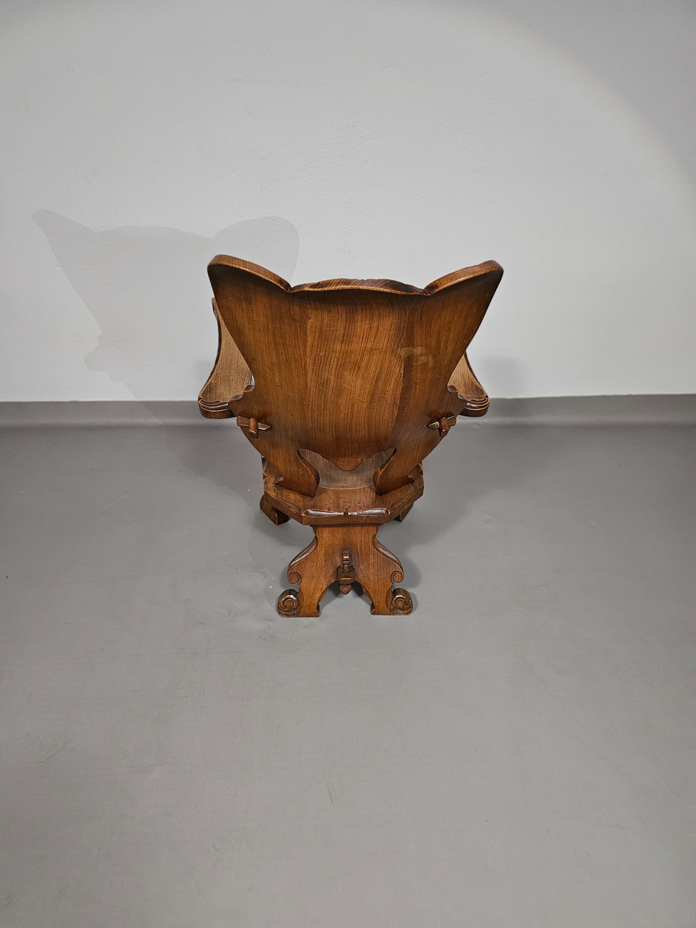 4 x grote eikenhouten klauwfauteuils jaren 60
 70x70x90cm