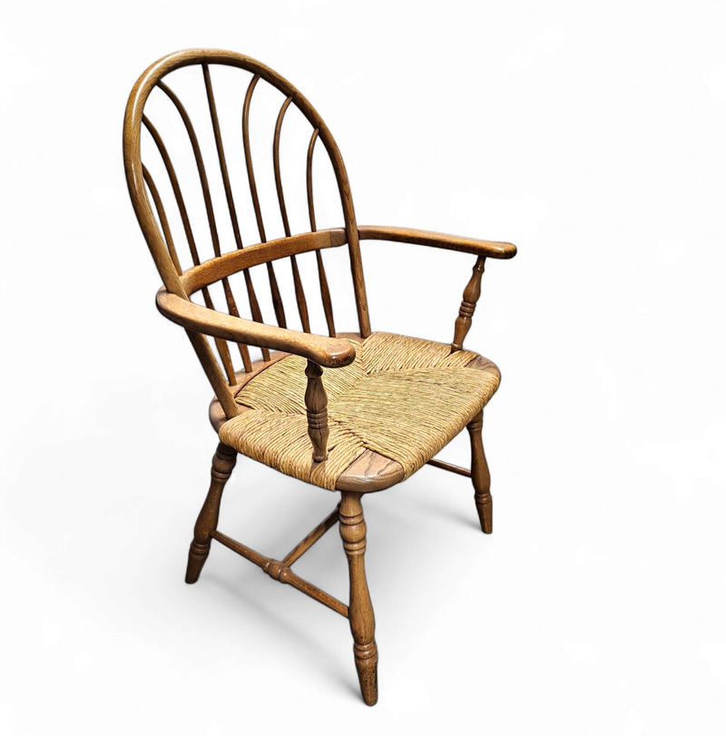 1 x Windsor arm chair 1960s