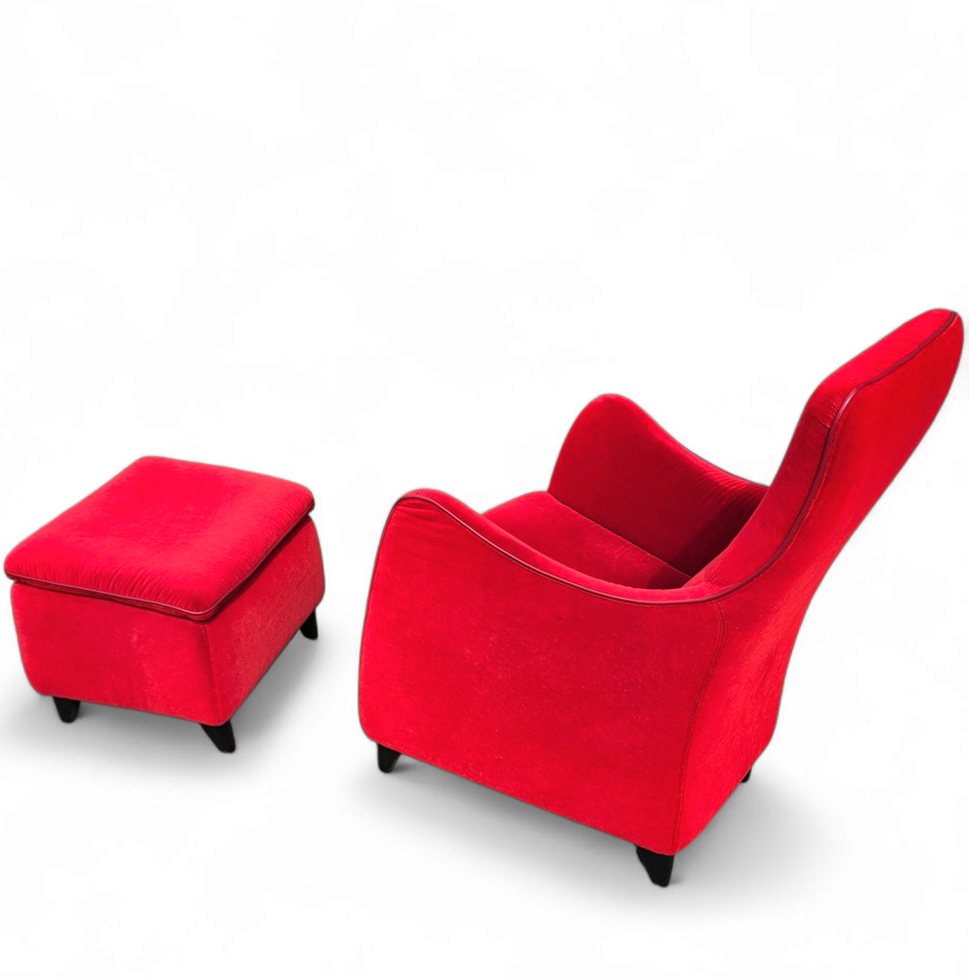 Senta armchair / hocker / ottoman by Gerard van den Berg for Wittmann / red velvet upholstery / marked
Good condition