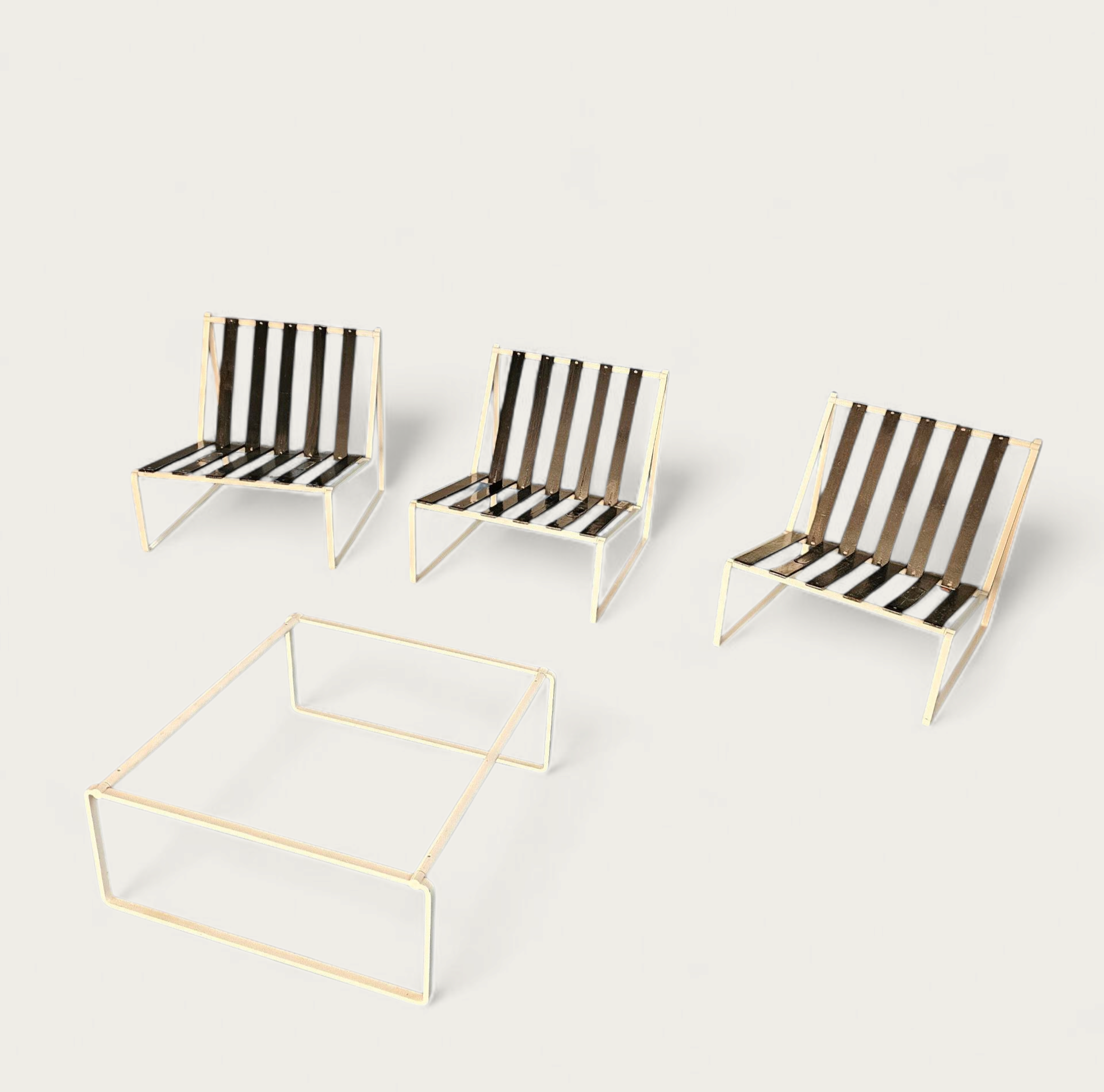 Kho Liang Ie 024 set lounge chairs / coffee table /Artifort 1962 / inside - outside use