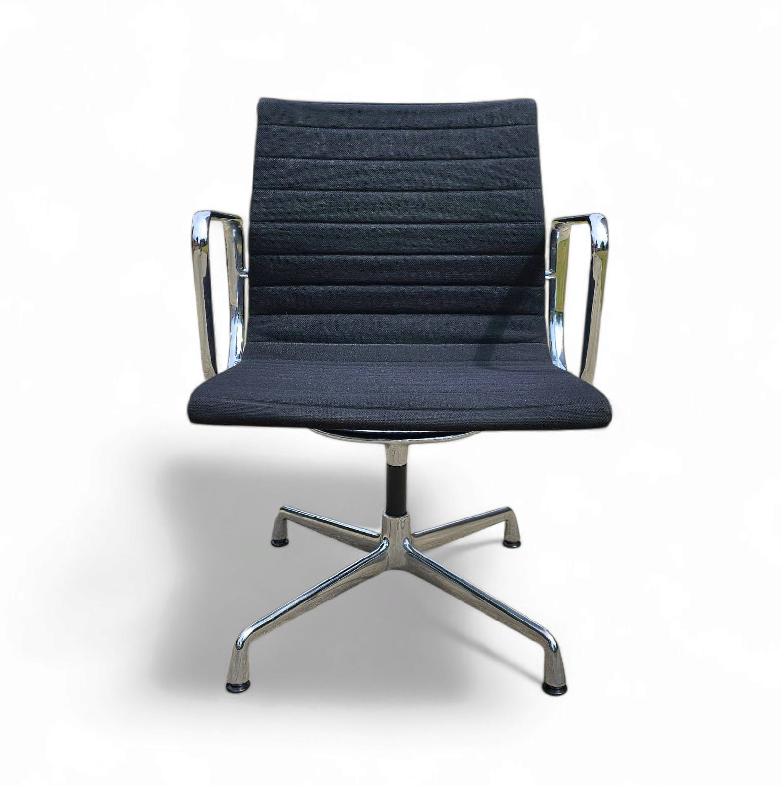EA 107 /  108 ALU- S / EAMES / VITRA OFFICE CHAIR / Black hupsak fabric / chrome frame