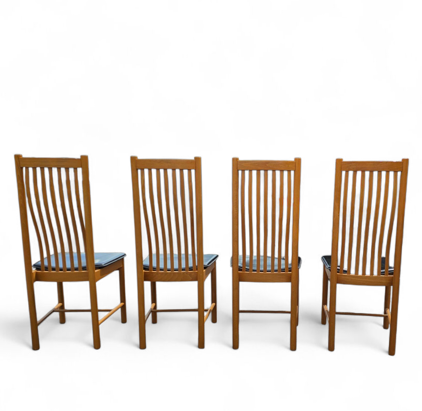 4 x  Bros Nova chairs / leather seats
