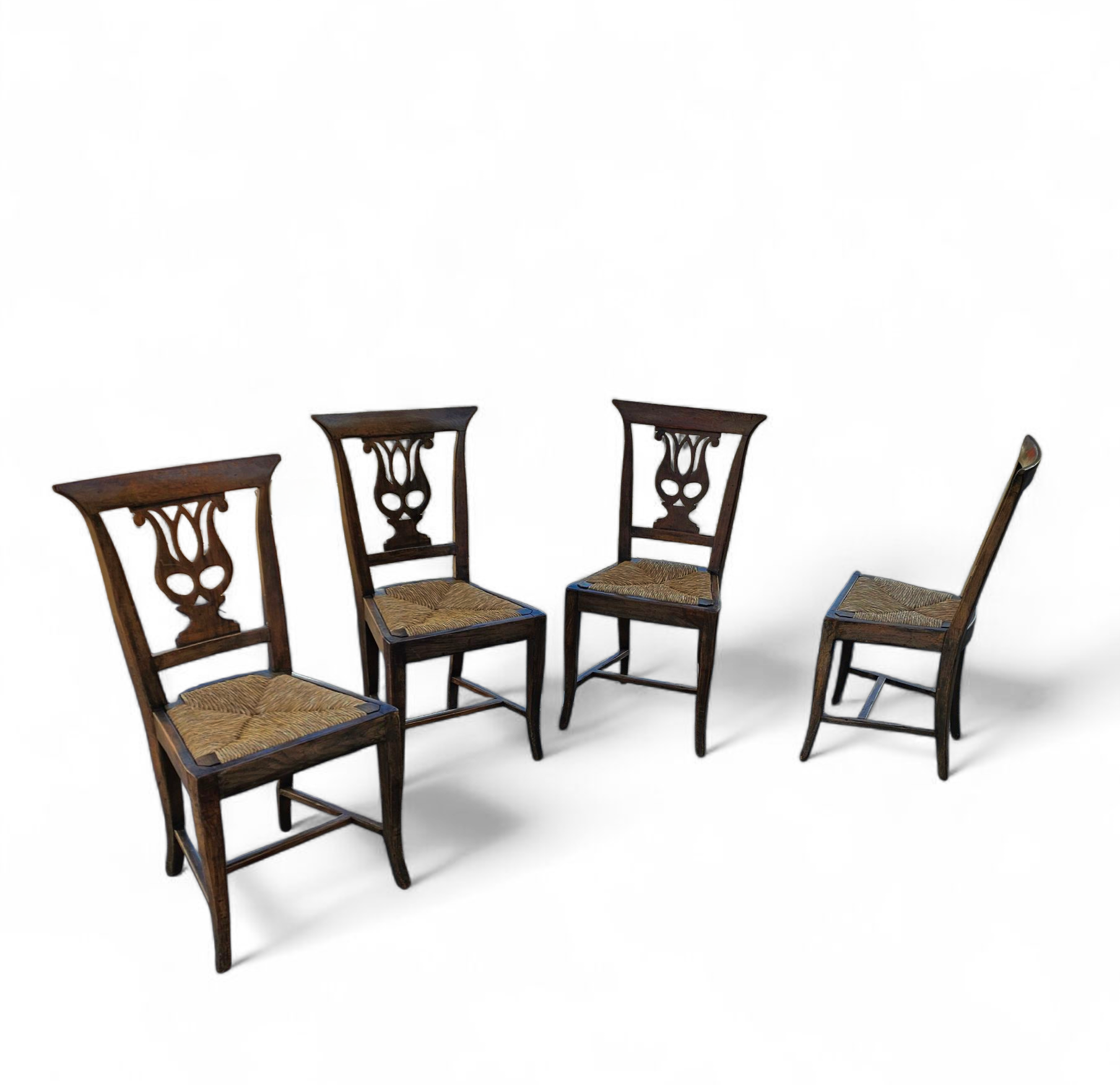 4 x elm dining chair with a carved back frame in a rosette / France / 1890-1900