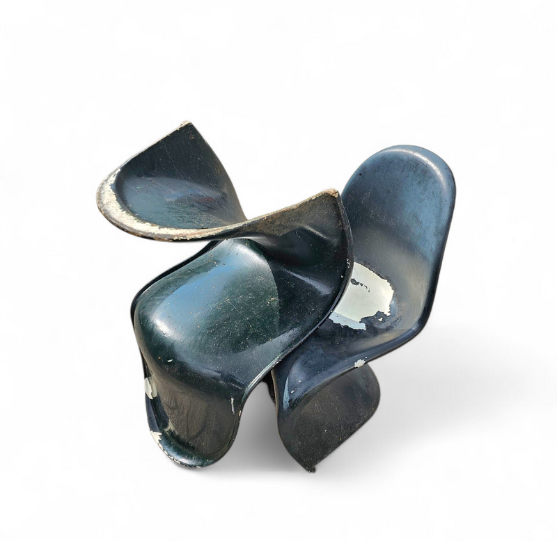 2 x 1959 Verner Panton Early Fiberglass S Chairs for Herman Miller / overpainted