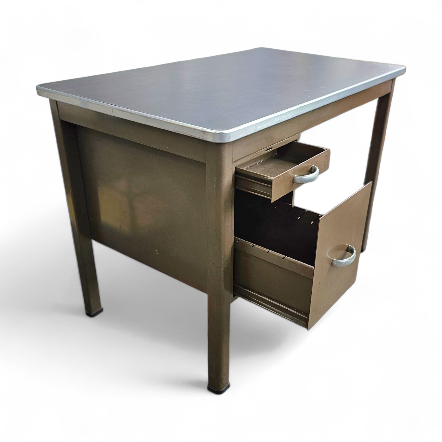 Industrial brown desk 1960s / linoleum inlay / model 7231 / Gispen / 1950s