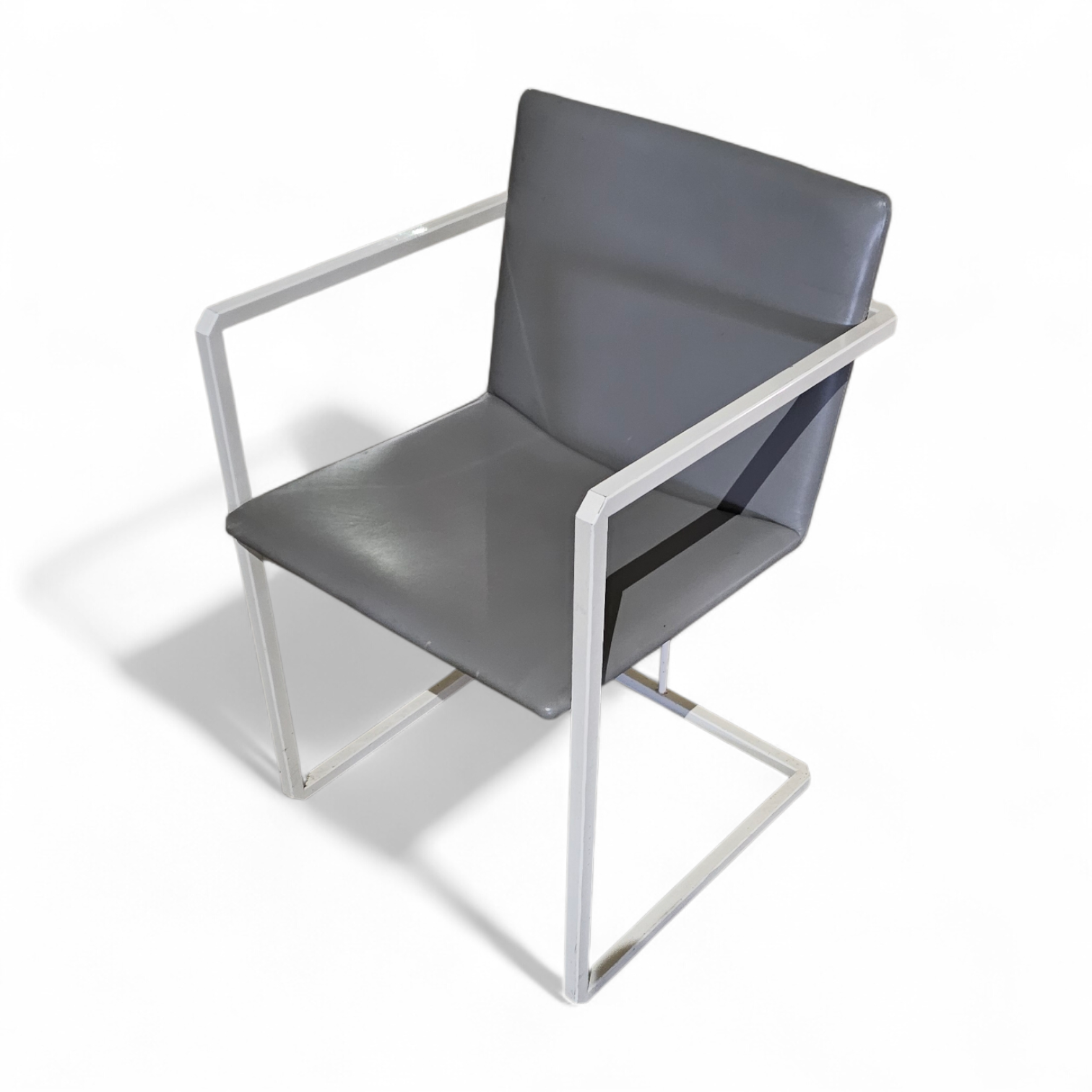 5 x Pierre Mazairac & karel Boonzaaijer /
Manufacturer / Hennie de Jong int /
Materials / grey Fabric / white steel / 1970s