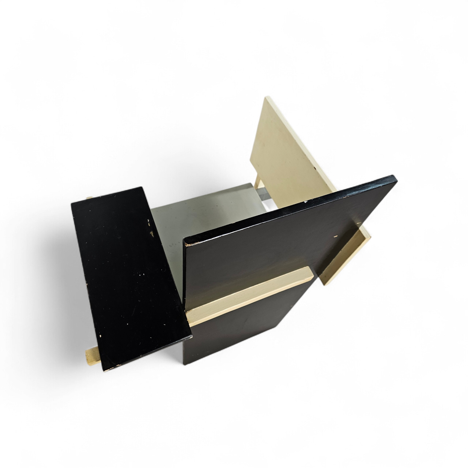 Old Berlin chair / Berlijnse Stoel / Gerrit Rietveld / Signs of repair
