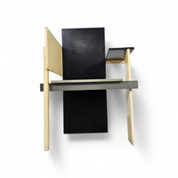 Old Berlin chair / Berlijnse Stoel / Gerrit Rietveld / Signs of repair