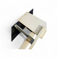 Old Berlin chair / Berlijnse Stoel / Gerrit Rietveld / Signs of repair
