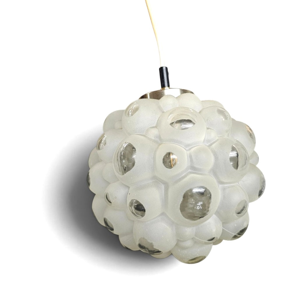Cascade 4 balls pendant lamp with "bubble glass" shades,