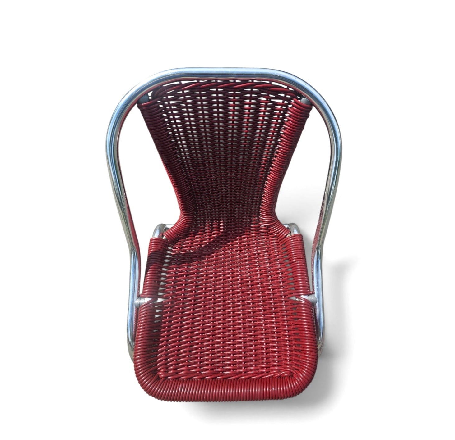 6 x red aluminum inside / outsite chair featuring synthetic weave (wicker/rattan look) 1980s