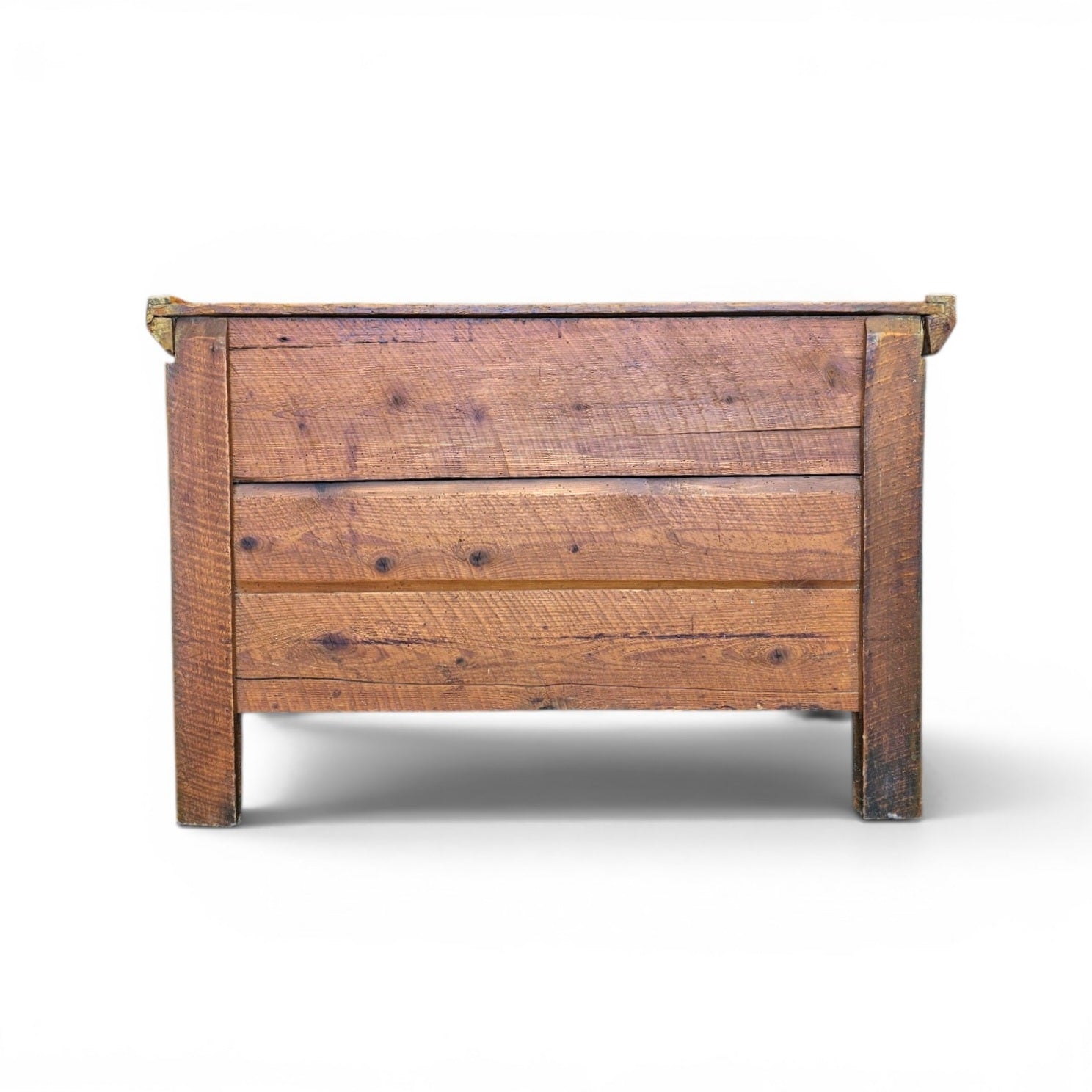 Old blanket chest / storage thrunk / pine wood