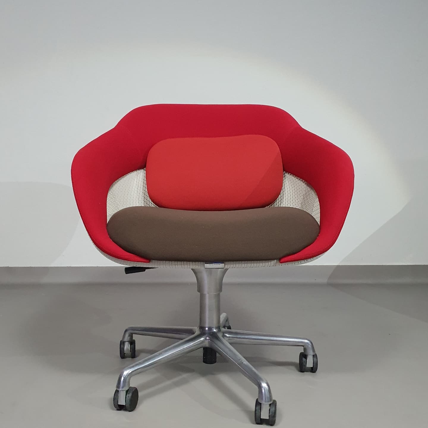 Coalesse SW_1 Conferentievoorzitter
 Scott Wilson / Steelcase