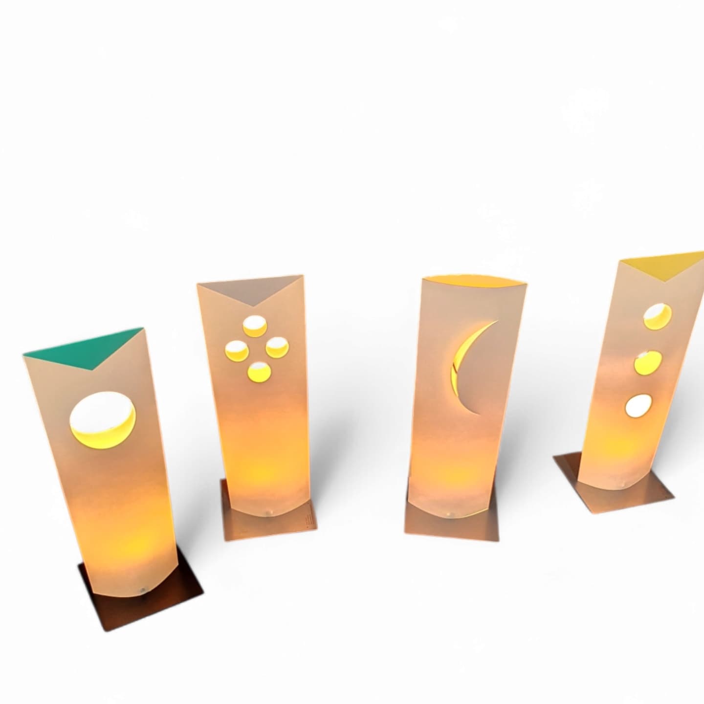 4 x Danish Bala Bonbori leuchte Betrieb table lamp / Design Zentrum Nordrhein Westfalen / Incredible rare. Paper lampshade. 52 cm x 18 cm  #bala #bonbori #danischtablelamp #balabonbori #danishlamp