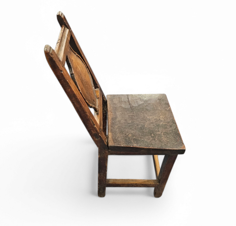 18th century chair
Early 18th century farmhouse chair with wood peg construction