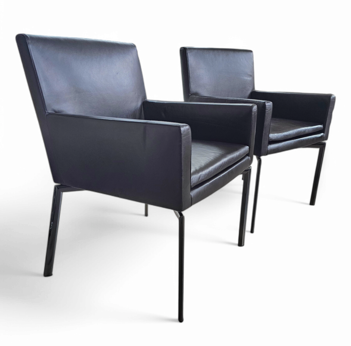 2 x Manet Minotti fauteuils jaren 90 / donkerbruin leer / chroom

 Hoogte 83