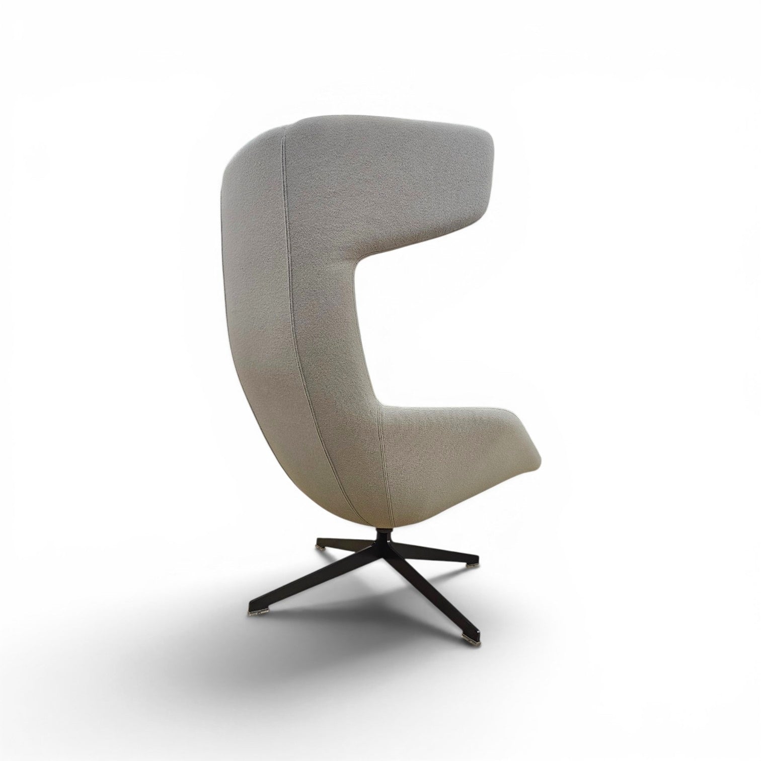 ALFREDO HÄBERLI / armchair “Take a line for a walk” / Moroso / Italy