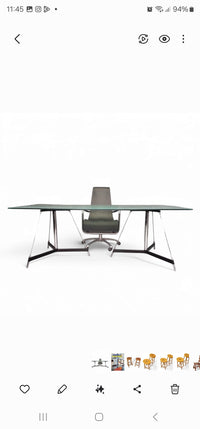 Italian tripod table / mat glass table top / Gabriel Teixidó