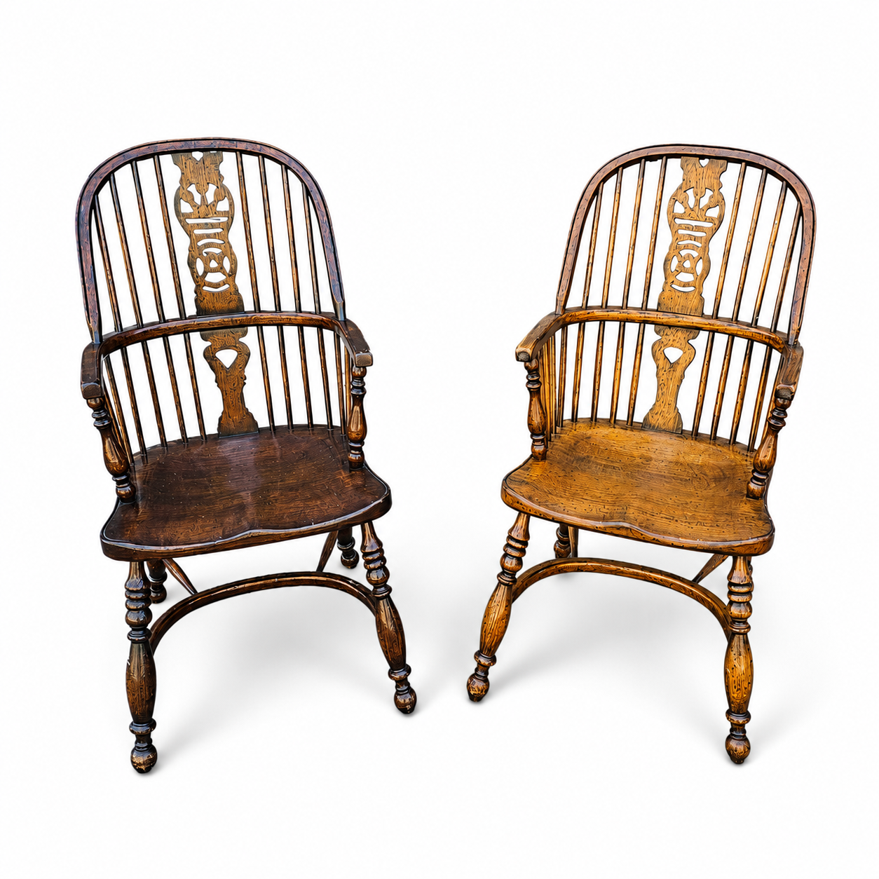 9 x RAC / Royal Antique Collection / Oak wheelback Windsor armchairs / 1980s