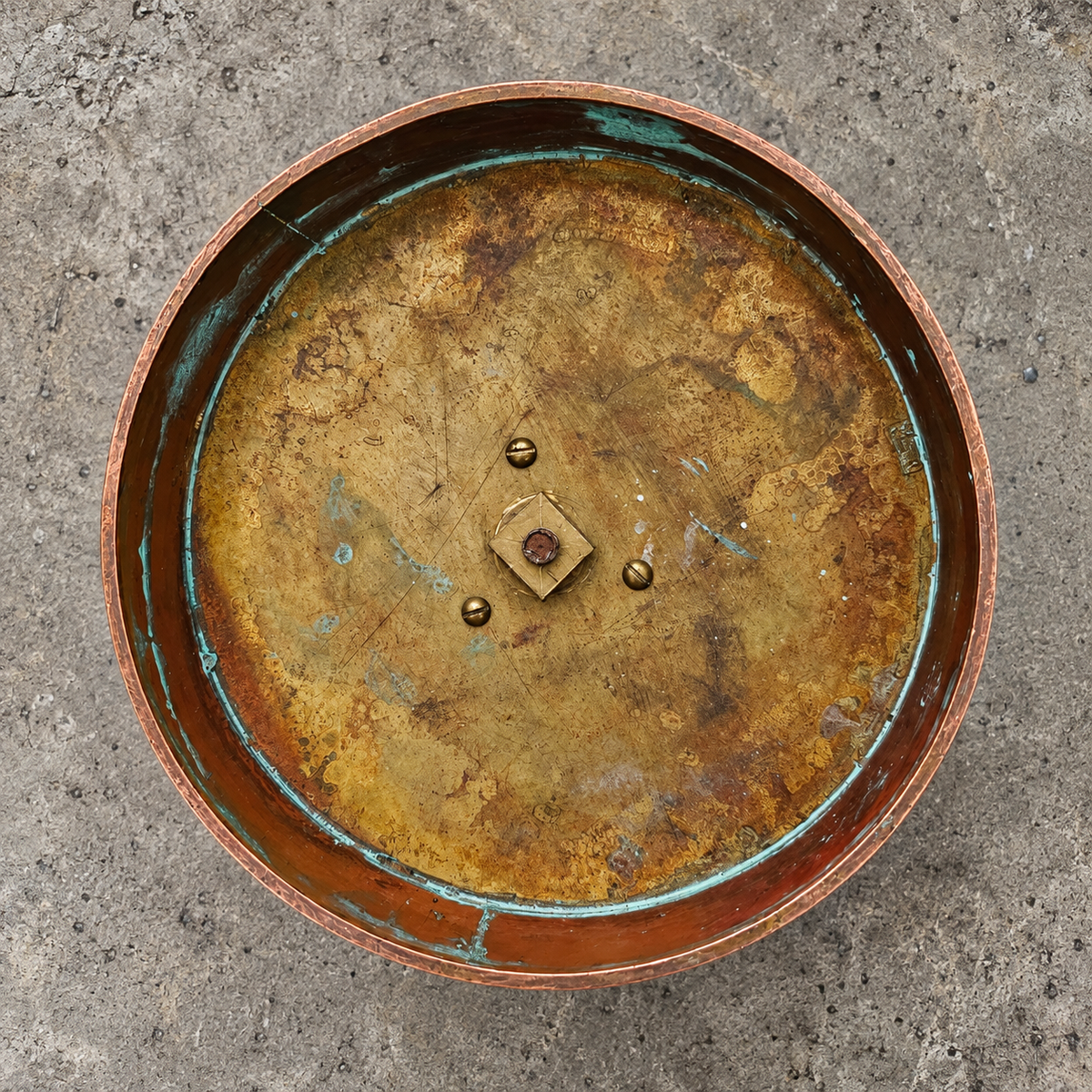 4 x Large / weighty postmodern candles / 1970s / two heights 60 - 70 cm / copper - brass