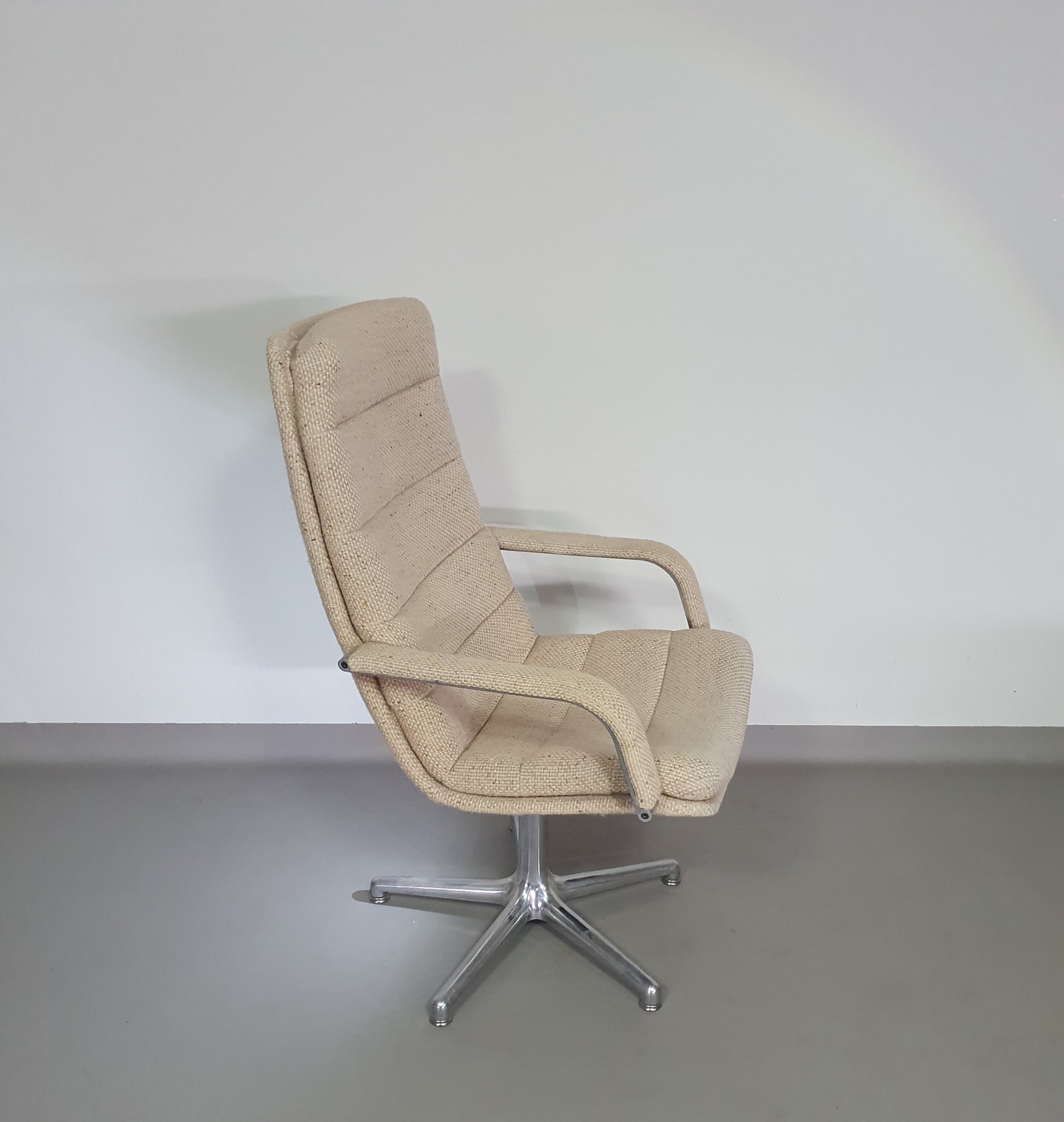 5 x Artifort hoge rug bureaustoel jaren 70 met fantastische originele wollen bekleding. Ongelooflijke staat. Geoffrey d. Harcourt