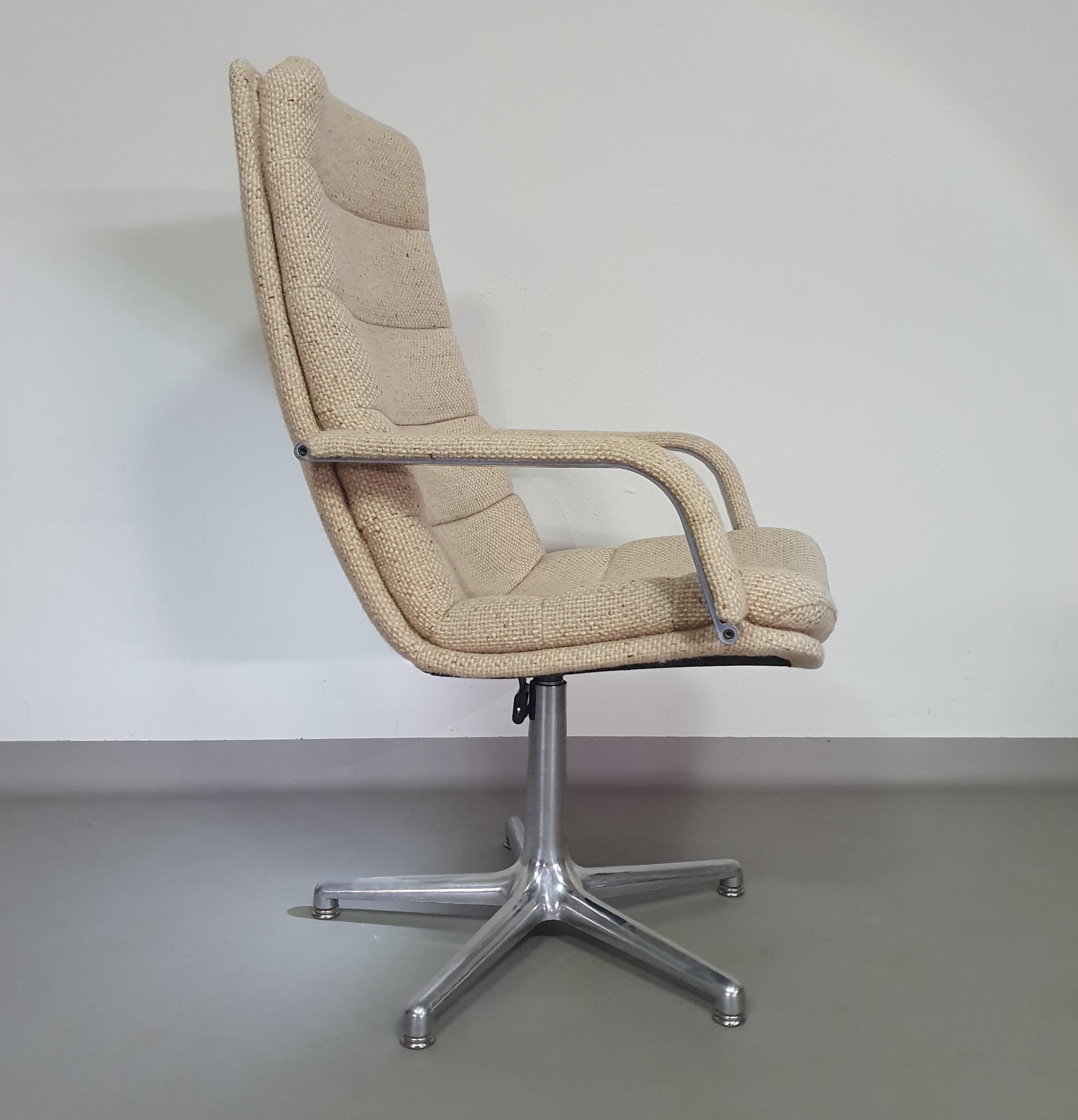 5 x Artifort hoge rug bureaustoel jaren 70 met fantastische originele wollen bekleding. Ongelooflijke staat. Geoffrey d. Harcourt