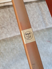 Grote wandkast V-form 360 x 175 cm
Bestaat uit 4 boven delen ( met bureauklep) en 4 onderdelen met lades 1960s