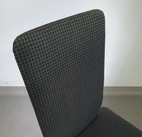 Walter antonis stoelen voor Henny de Jong.