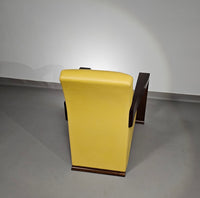 Hugo Ridder
 Prachtige staat / 2 x Ying fauteuil / Hurgues Chevalier / leer / van Chafik Gasmi