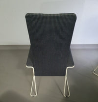 Walter antonis stoelen voor Henny de Jong.