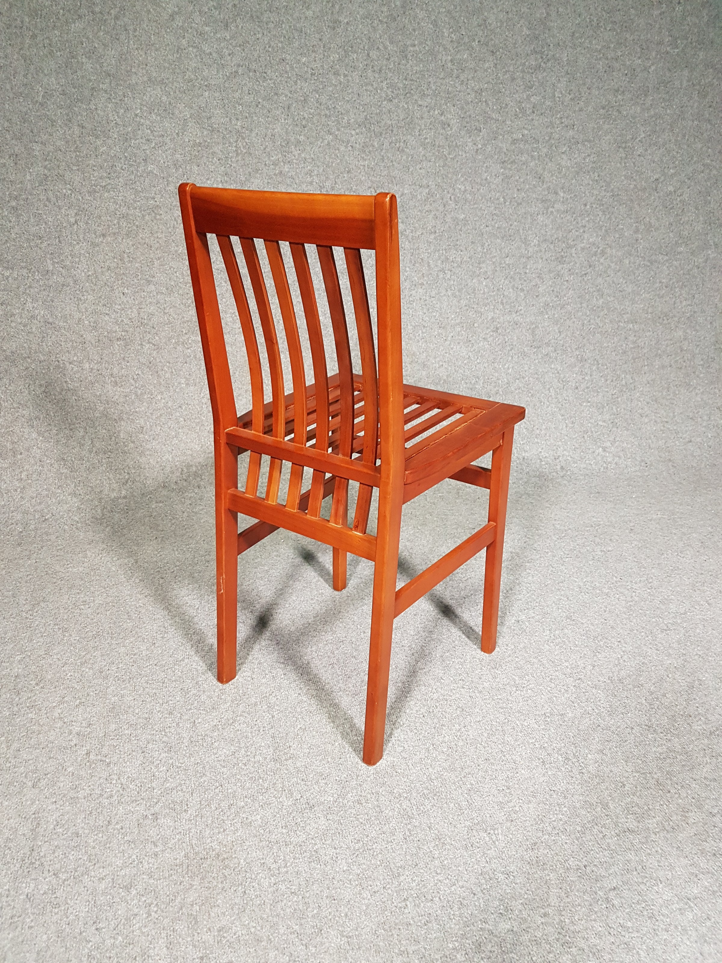 4 x beautiful Milano Chairs cherry wood by Aldo Rossi for Molteni, 1980s