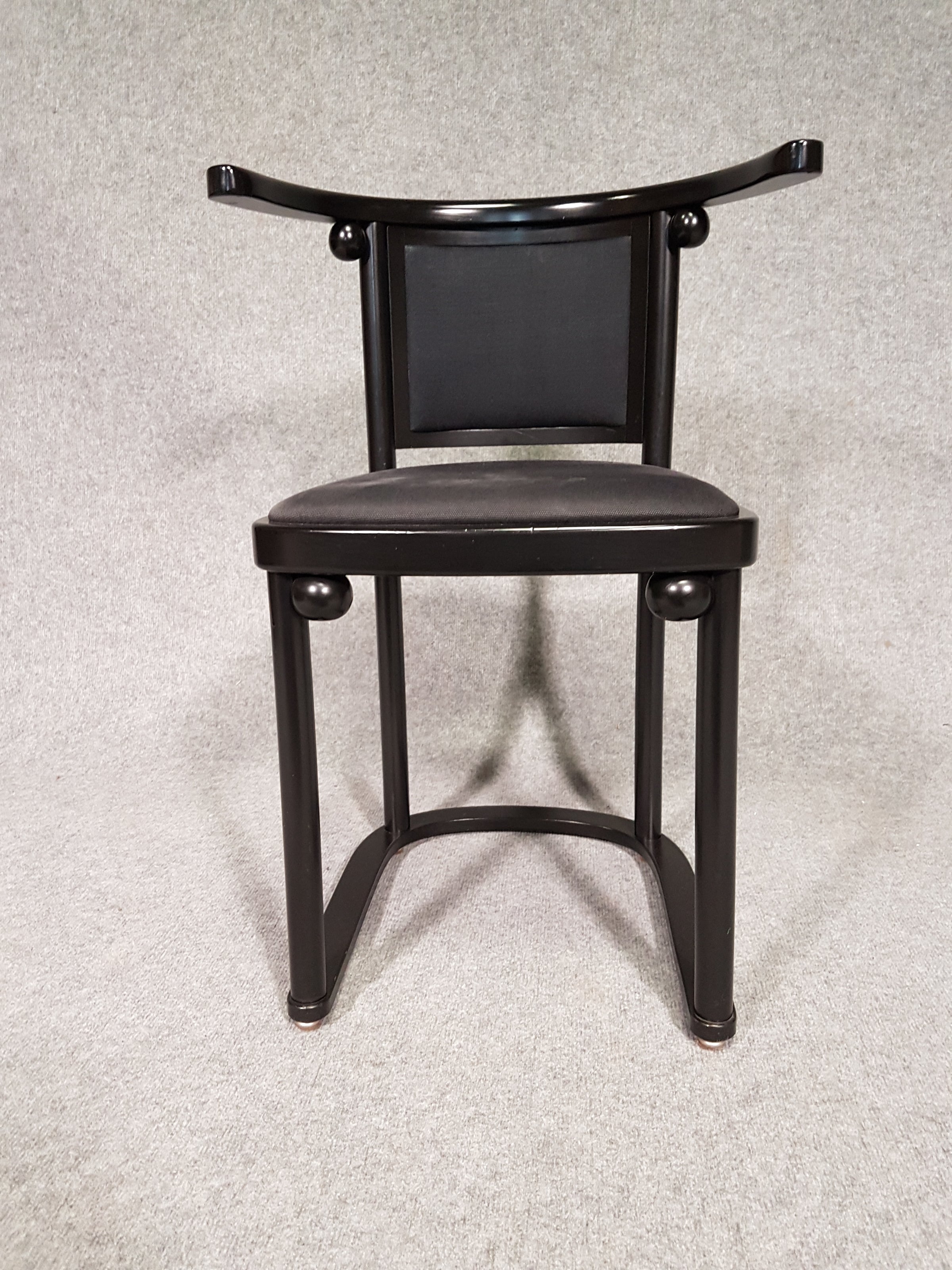 Set van 6 zwarte Fledermaus stoelen van Josef Hoffmann voor Wittmann, jaren 80.
